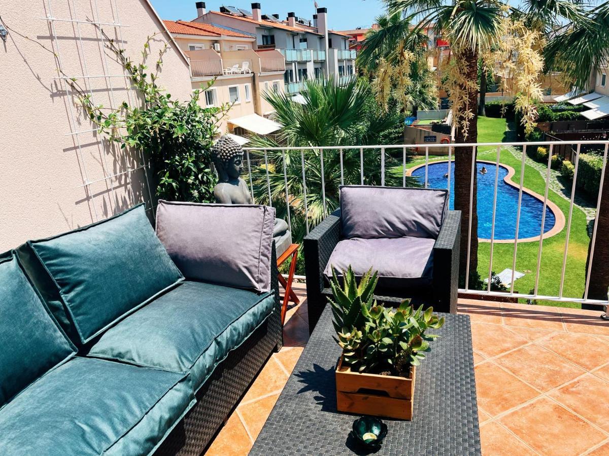 Cheerful Townhouse Center Sitges 5 Bedrooms Pool And Terrace Εξωτερικό φωτογραφία